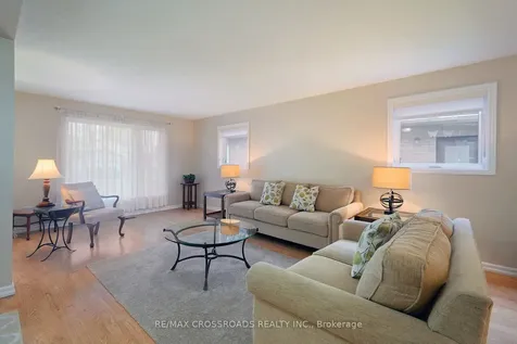 151 Goldhawk Trail Toronto ON M1V 1X1