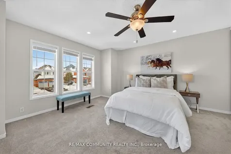27 Merchants Avenue Whitby ON L1P 1S2