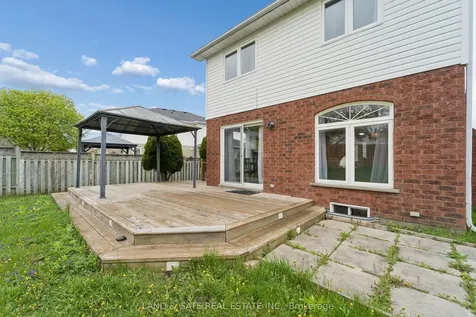 367 Concordia Court Oshawa ON L1G 8C3