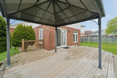 367 Concordia Court Oshawa ON L1G 8C3
