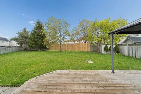 367 Concordia Court Oshawa ON L1G 8C3