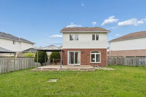 367 Concordia Court Oshawa ON L1G 8C3