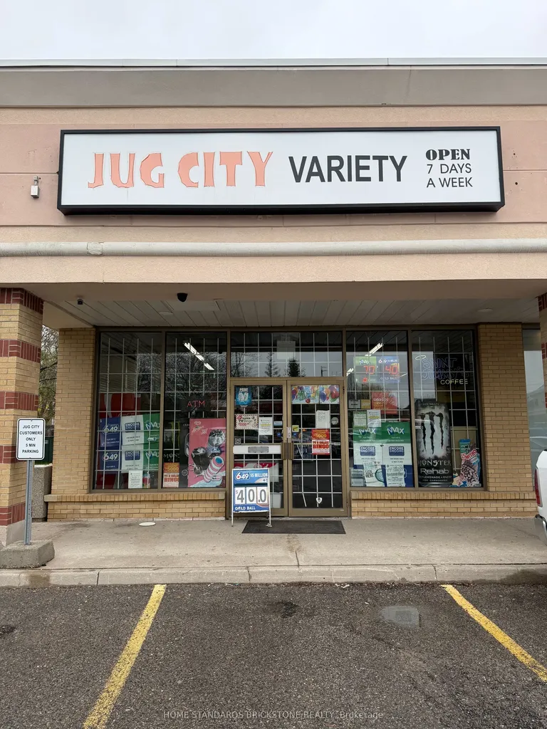 10 Meadowglen Drive N Whitby ON L1R 3P8