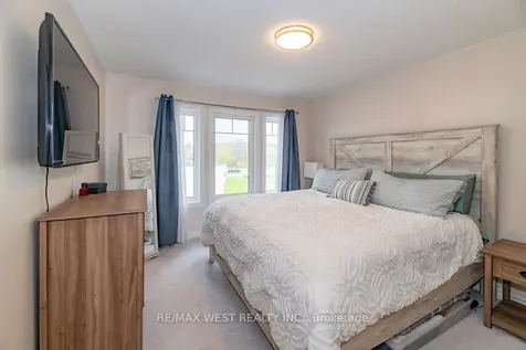 2663 Jackpine Crossing Pickering ON L1X 0E6