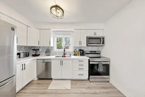 1100 Oxford Street Oshawa ON L1J 6G4