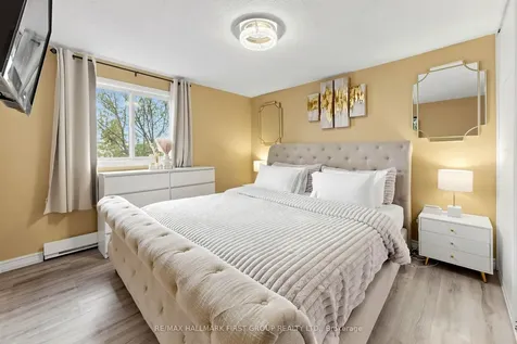 1100 Oxford Street Oshawa ON L1J 6G4