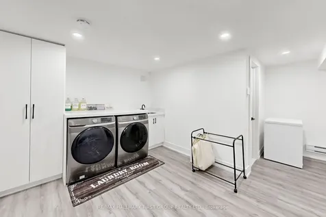 1100 Oxford Street Oshawa ON L1J 6G4