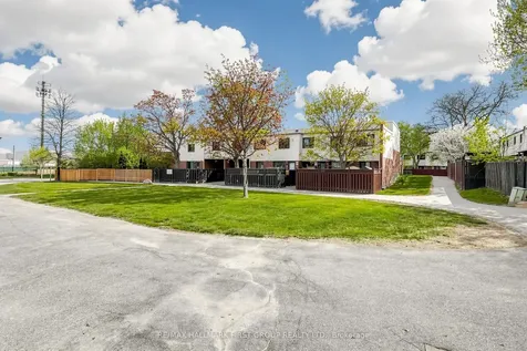 1100 Oxford Street Oshawa ON L1J 6G4