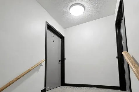 1100 Oxford Street Oshawa ON L1J 6G4