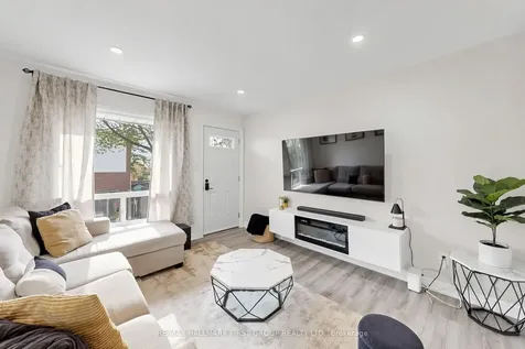 1100 Oxford Street Oshawa ON L1J 6G4