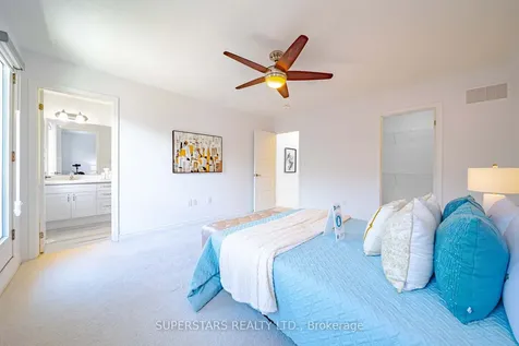 3342 Thunderbird Promenade Pickering ON L1X 0N1