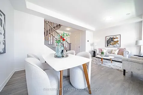 3342 Thunderbird Promenade Pickering ON L1X 0N1