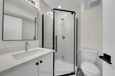 327 Anderson Avenue Oshawa ON L1J 2N8