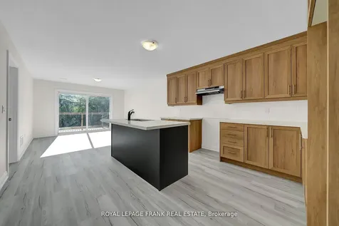 327 Anderson Avenue Oshawa ON L1J 2N8