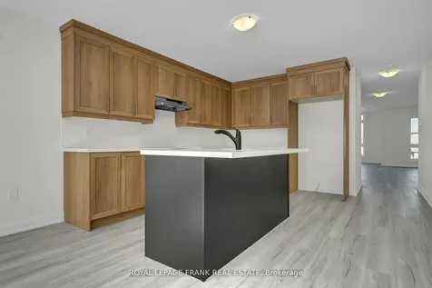 327 Anderson Avenue Oshawa ON L1J 2N8