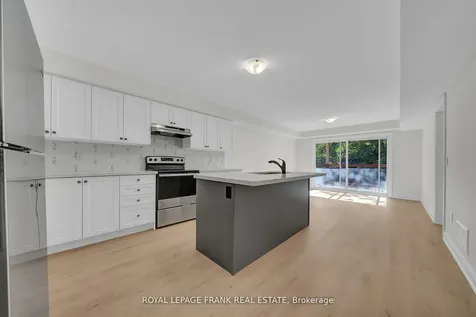 327 Anderson Avenue Oshawa ON L1J 2N8