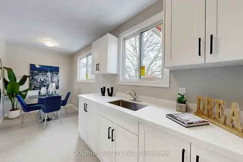 33 Celeste Drive Toronto ON M1E 2V2