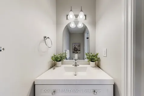 33 Celeste Drive Toronto ON M1E 2V2