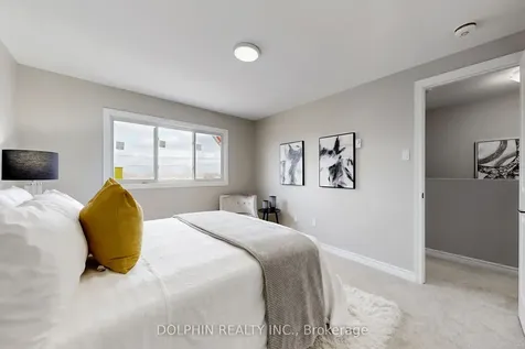 33 Celeste Drive Toronto ON M1E 2V2