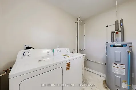 33 Celeste Drive Toronto ON M1E 2V2