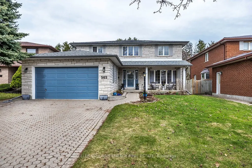 565 Prestwick Drive Oshawa ON L1J 7P4