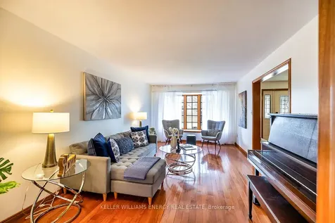 565 Prestwick Drive Oshawa ON L1J 7P4