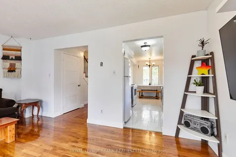 33 Overbank Drive Oshawa ON L1J 7X9