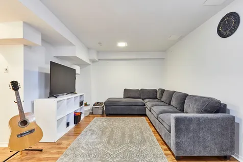 33 Overbank Drive Oshawa ON L1J 7X9