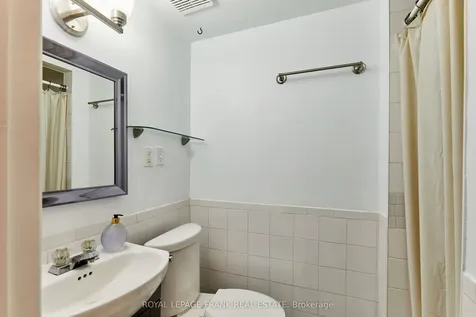33 Overbank Drive Oshawa ON L1J 7X9