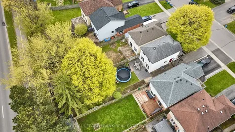 33 Overbank Drive Oshawa ON L1J 7X9
