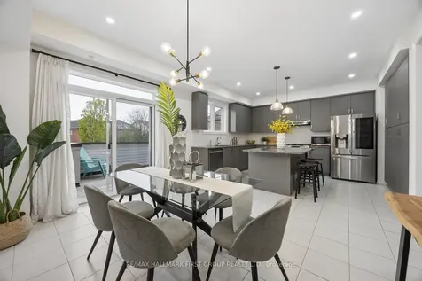 50 Westbury Way Whitby ON L1M 1J4