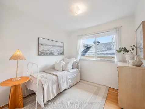 25 Stavely Avenue Toronto ON M1K 4P2