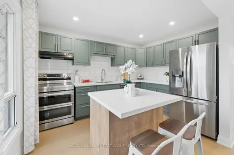 765 Oklahoma Drive Pickering ON L1W 3C9