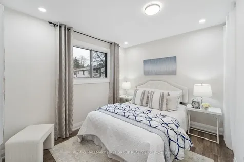 765 Oklahoma Drive Pickering ON L1W 3C9