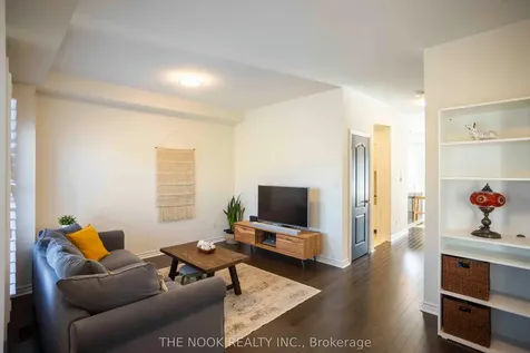 36 Ferris Square Clarington ON L1E 0J2