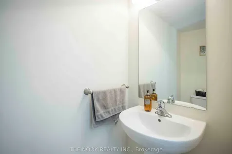 36 Ferris Square Clarington ON L1E 0J2