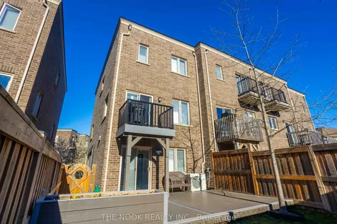 36 Ferris Square Clarington ON L1E 0J2