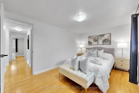 343 Fairlawn Street Oshawa ON L1J 4R2