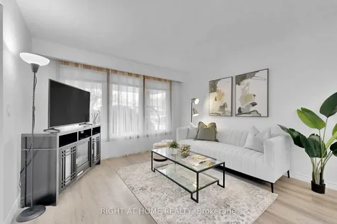 343 Fairlawn Street Oshawa ON L1J 4R2