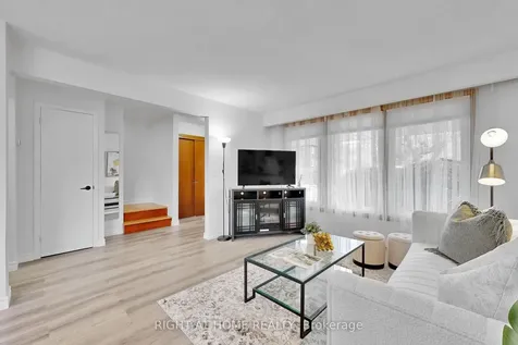 343 Fairlawn Street Oshawa ON L1J 4R2