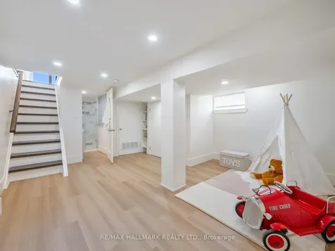 151 Eastwood Avenue Toronto ON M1N 3H5
