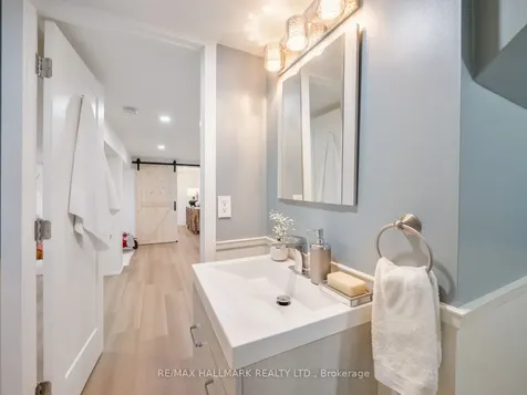 151 Eastwood Avenue Toronto ON M1N 3H5