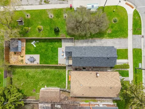 151 Eastwood Avenue Toronto ON M1N 3H5