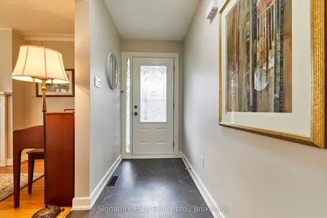 68 Regency Square Toronto ON M1E 1N3