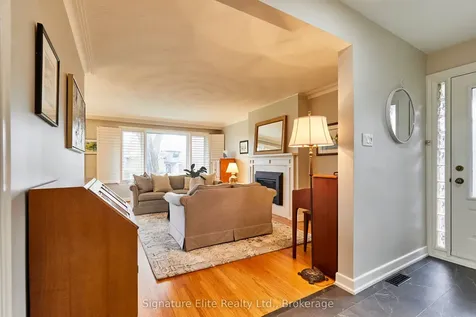 68 Regency Square Toronto ON M1E 1N3