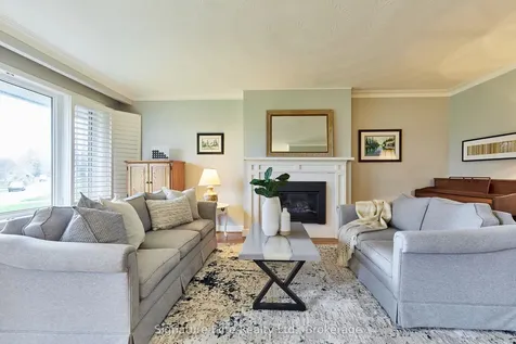 68 Regency Square Toronto ON M1E 1N3