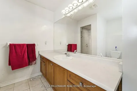 12 Gaudi Road Toronto ON M1B 0B4