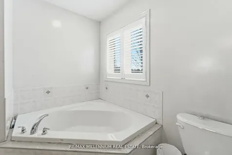 12 Gaudi Road Toronto ON M1B 0B4