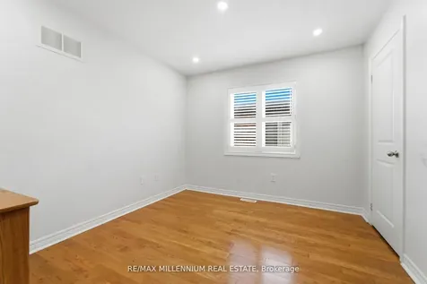 12 Gaudi Road Toronto ON M1B 0B4