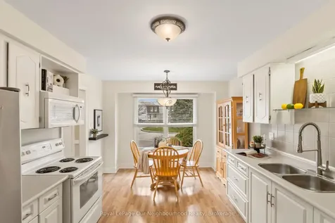 1261 Ludlow Court Oshawa ON L1G 7K5